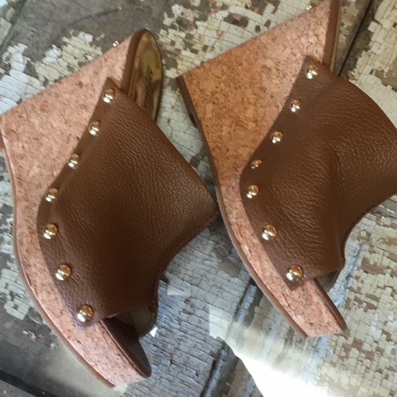 Size 7.5 Michael Kors Cork heeled mules - Picture 4 of 6